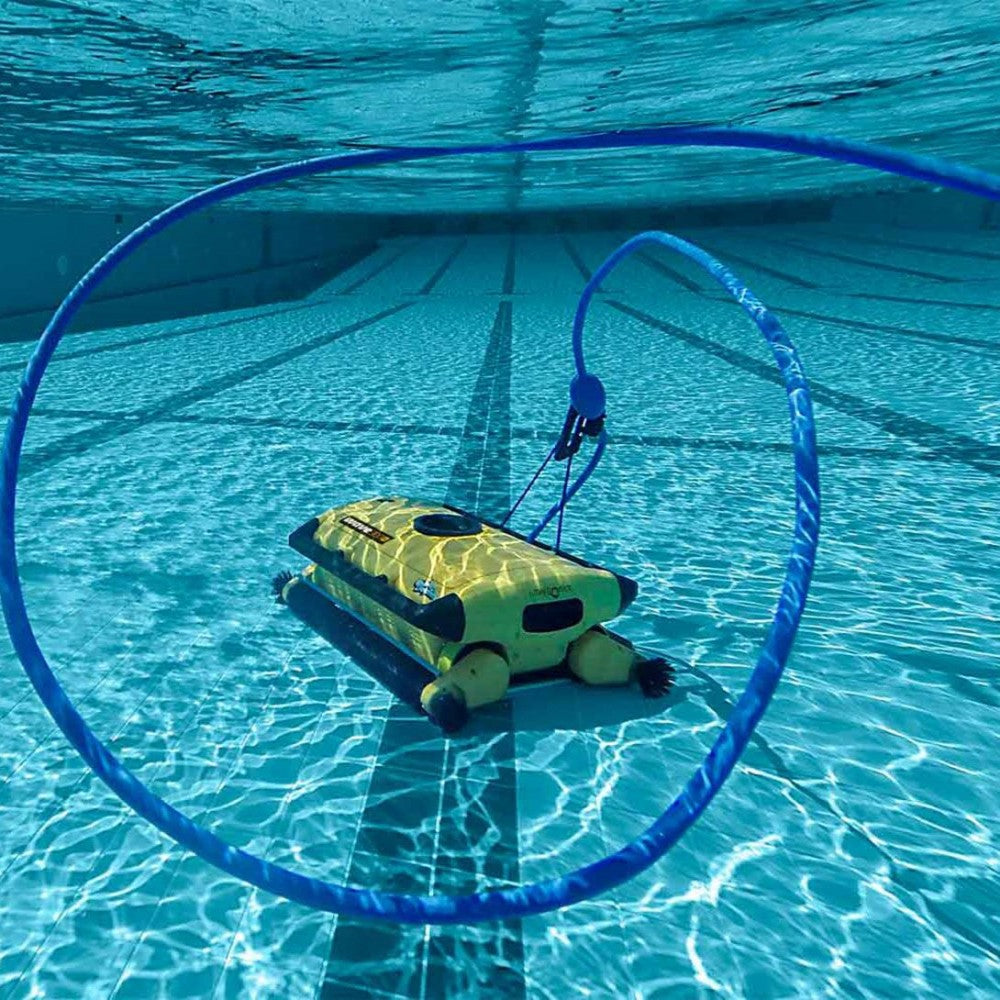Професионален робот за почистване на басейни Dolphin Wave 300 XL | Maytronics